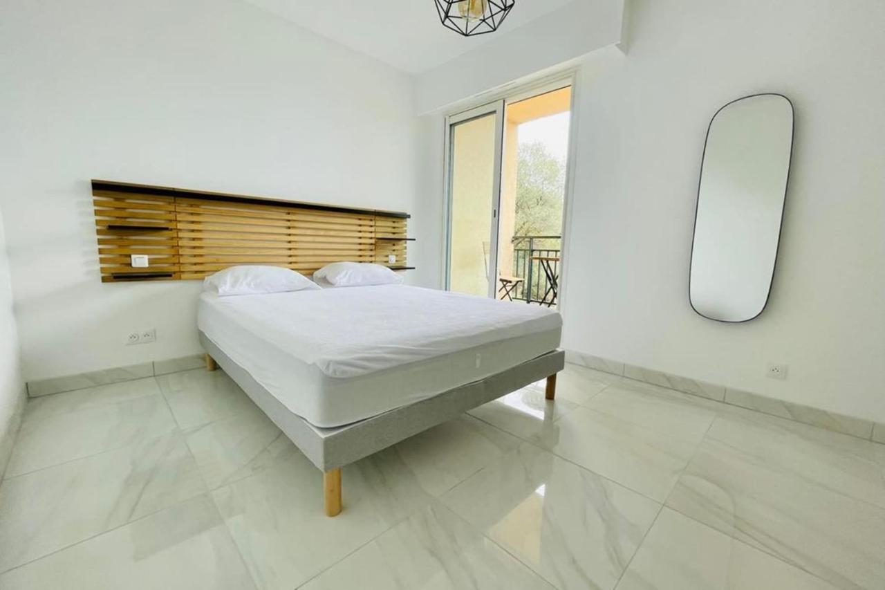 Nice And Bright 60 M With Terrace View On The Sea Ajaccio  Exterior foto